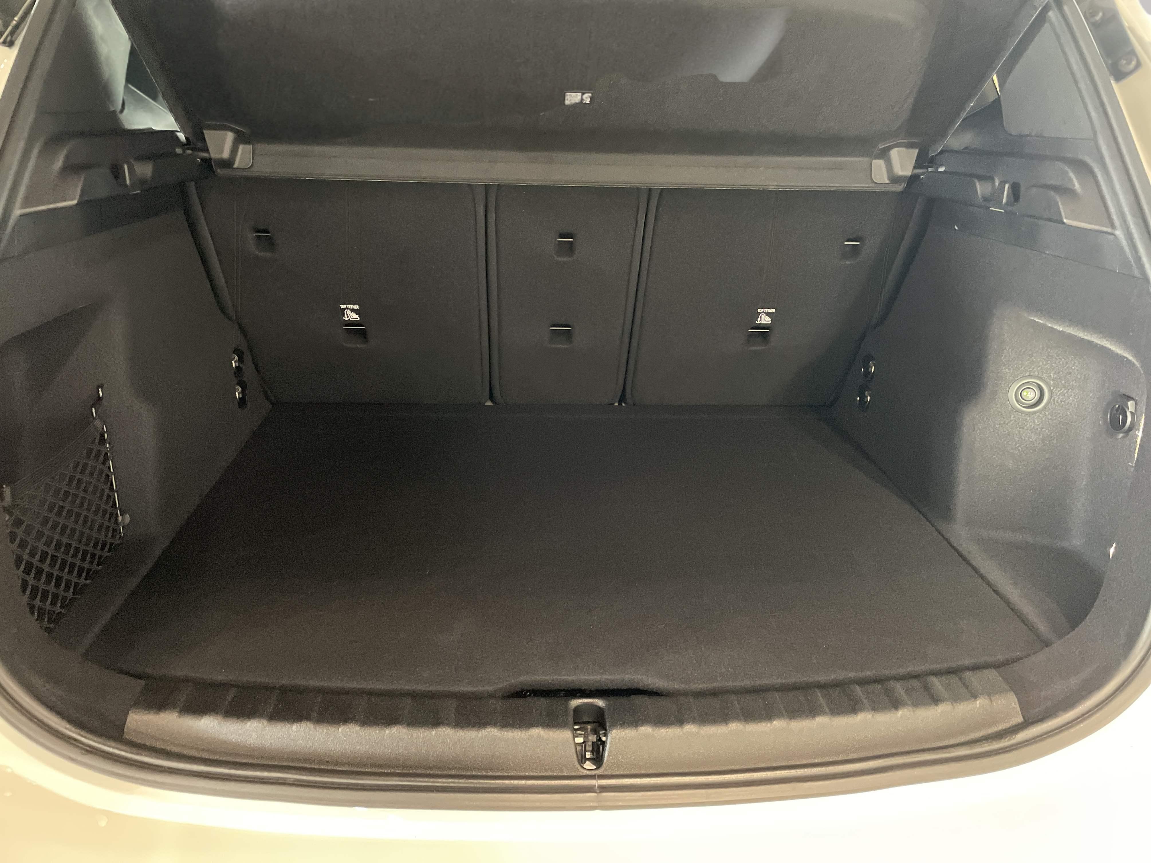 BMW 220 220i Active Tourer