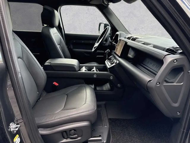 Land Rover Defender 110 D300 Dynamic HSE