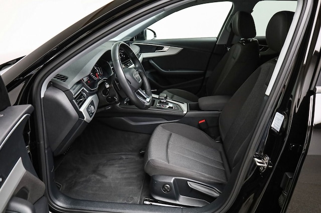 Audi A4 40 TFSI Avant S-Tronic