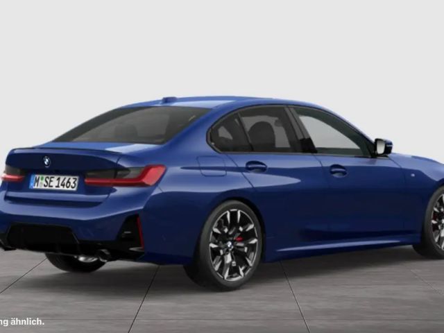 BMW 318 318i M-Sport Sedan