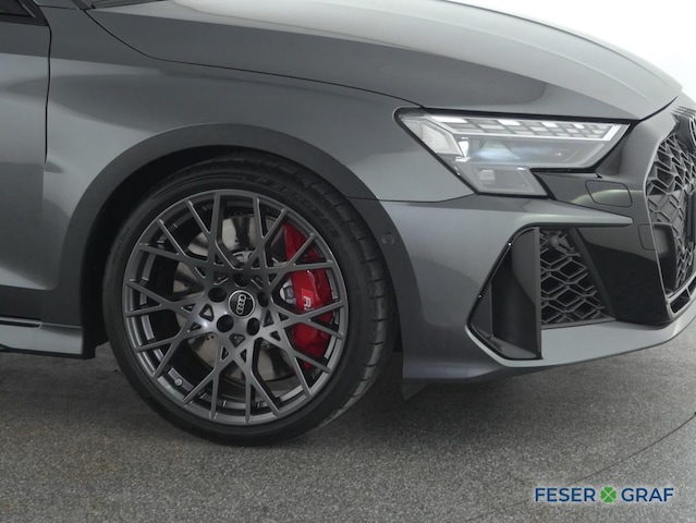 Audi RS3 Quattro S-Tronic Sedan