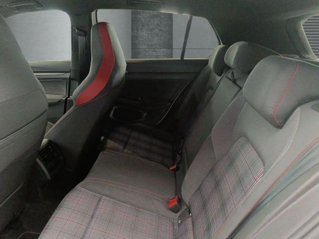 Volkswagen Golf 2.0 TSI DSG