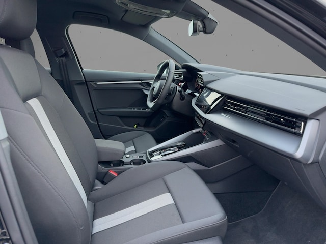 Audi A3 30 TFSI S-Tronic Sportback