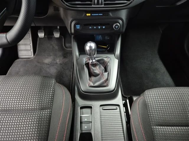 Ford Focus ST Line Wagon