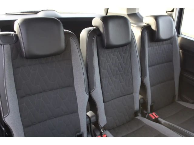 Volkswagen Touran 1.5 TSI Comfortline DSG