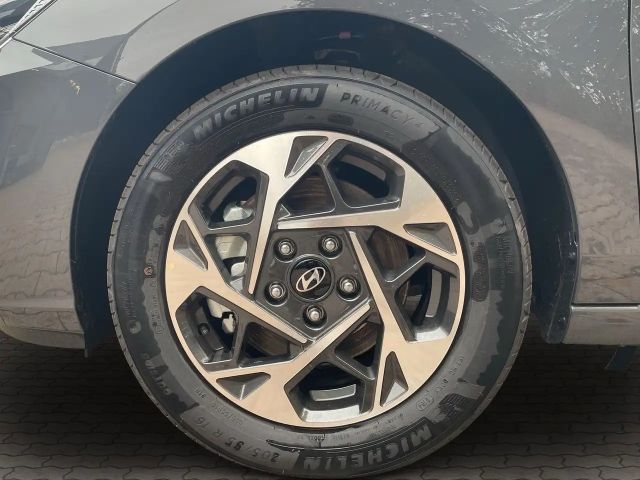 Hyundai i30 FAMILY *NAVI*KAMERA*CARPLAY*