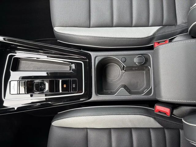 Volkswagen Golf DSG Style