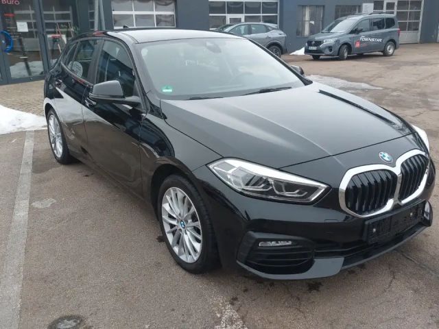 BMW 118 118i Advantage pakket Sedan