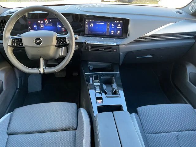 Opel Astra 1.2 Turbo Edition Turbo