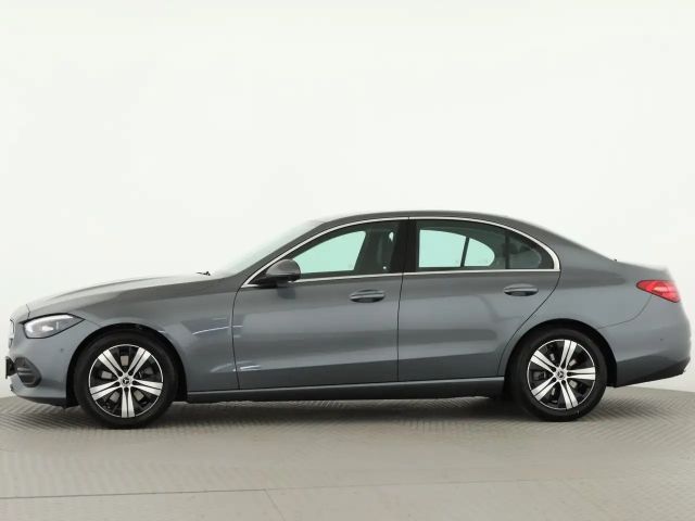 Mercedes-Benz C 200 AVANTGARDE Sedan