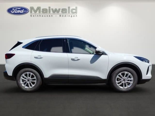 Ford Kuga AWD Hybrid Titanium