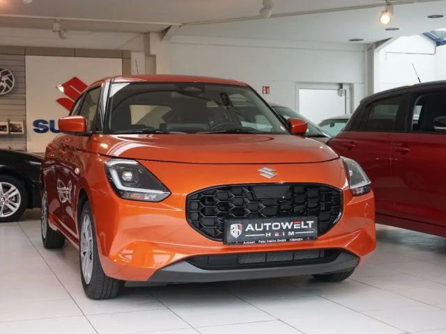 Suzuki Swift Club Hybrid