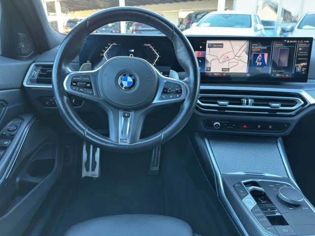 BMW 320 320i M-Sport Sedan