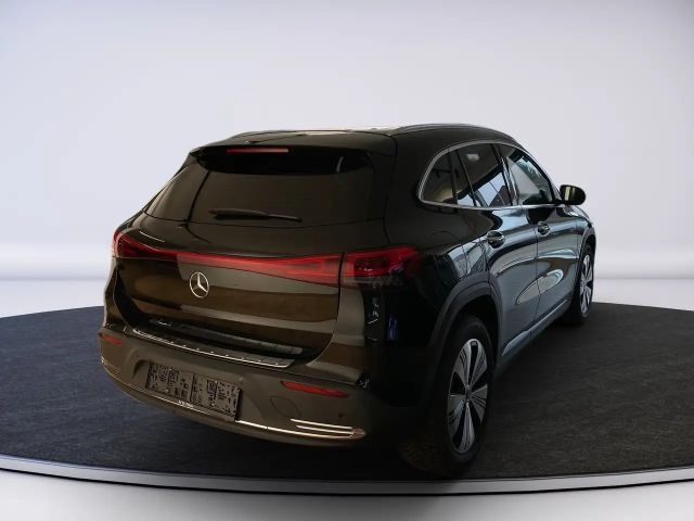 Mercedes-Benz EQA 300 4MATIC