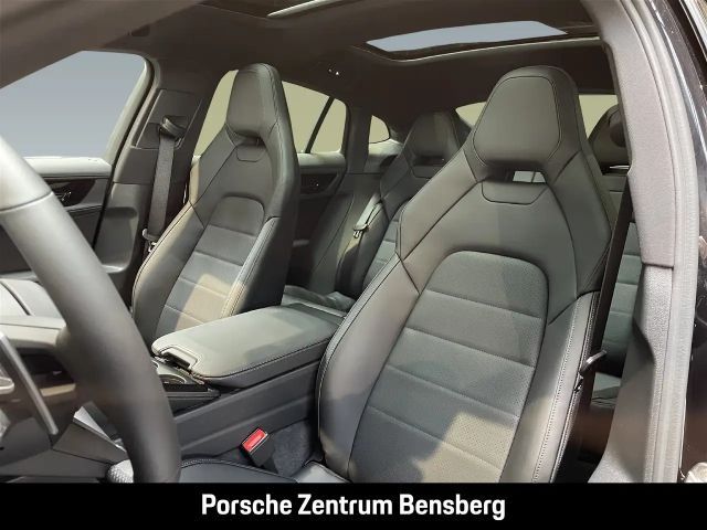 Porsche Panamera 4 E-Hybrid