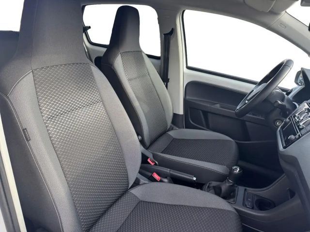 Volkswagen up! 1.0 MPI Active