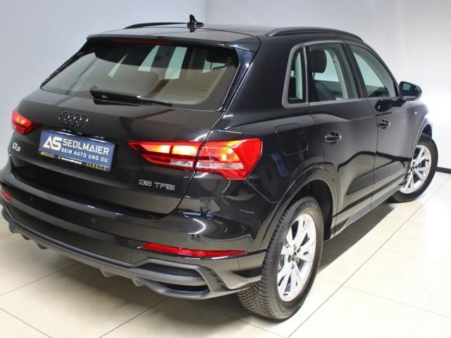 Audi Q3 1.5 TFSI S-Line