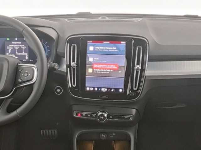 Volvo XC40 Plus
