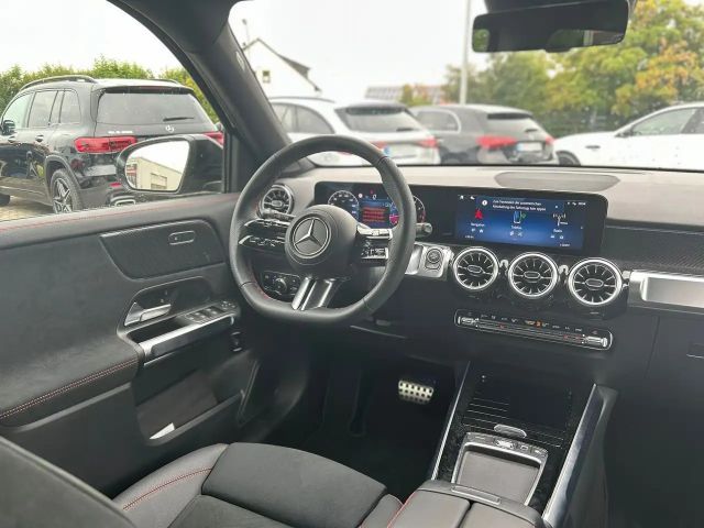 Mercedes-Benz GLB 200 AMG Line