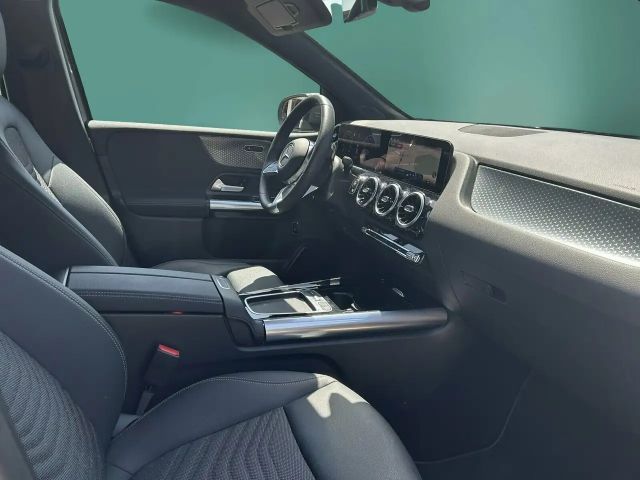 Mercedes-Benz B 180 Progressive