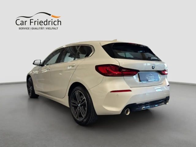 BMW 120 120d Sedan Sport Line