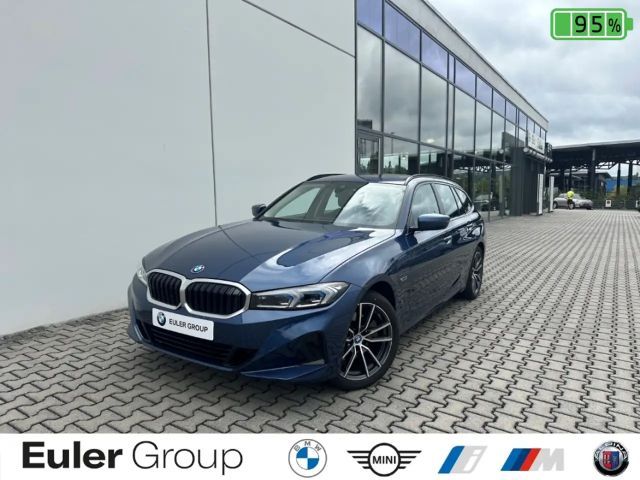 BMW 330 330e Touring
