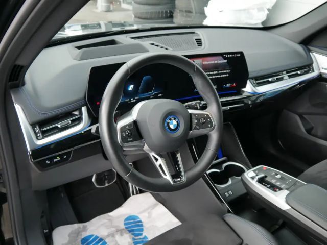 BMW iX1 xDrive30