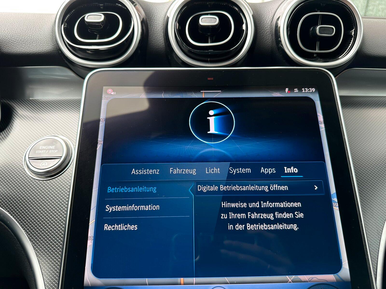 Mercedes-Benz C 200 AVANTGARDE Sedan