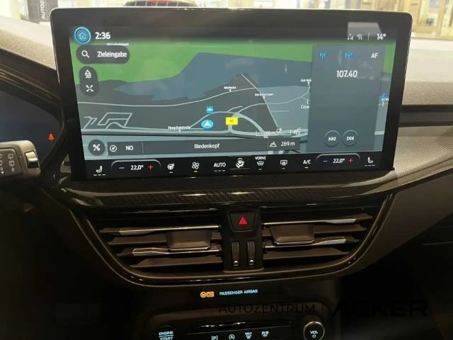 Ford Focus EcoBoost ST Line