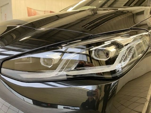 BMW 218 218d Active Tourer Sedan