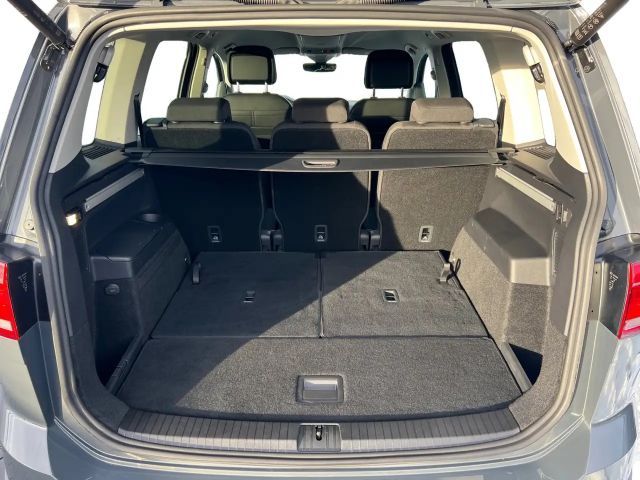 Volkswagen Touran DSG Highline R-Line