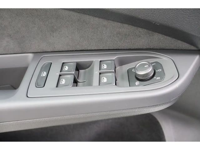 Volkswagen Golf 2.0 TSI DSG GTI Golf VIII