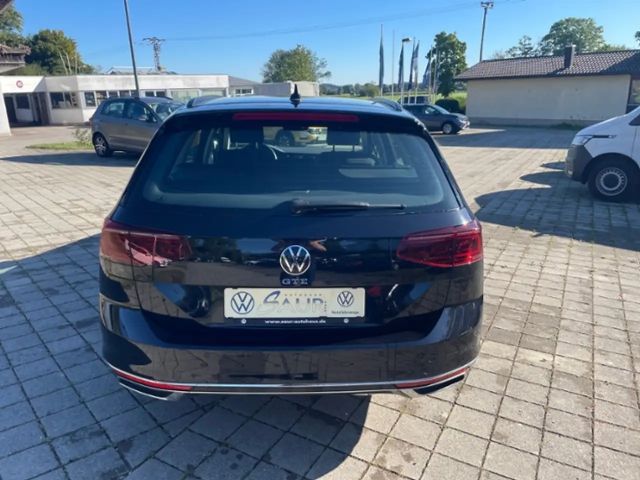 Volkswagen Passat DSG GTE Variant