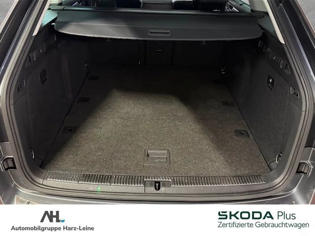 Skoda Superb 2.0 TDI Combi Style Style