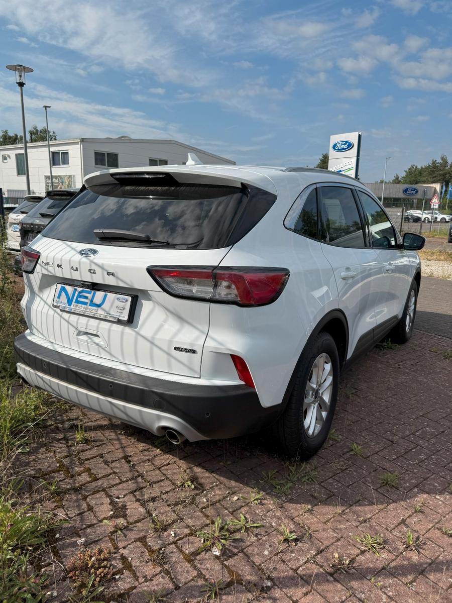 Ford Kuga Plug in Hybrid Titanium