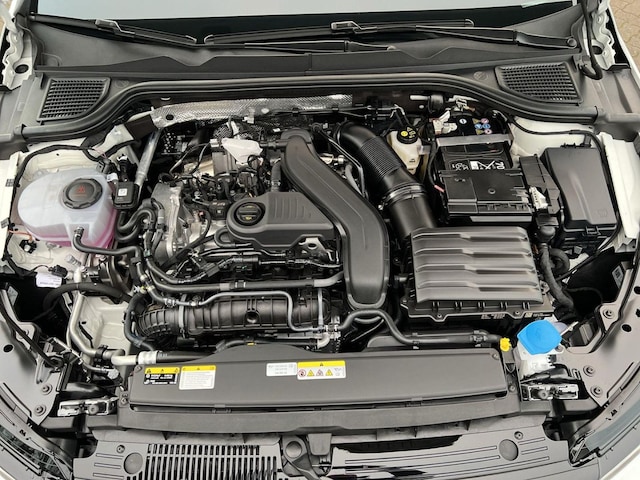 Volkswagen Golf 1.5 eTSI DSG Golf VIII