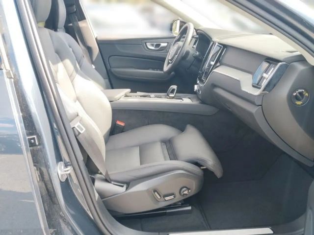 Volvo XC60 AWD Dark Plus T6