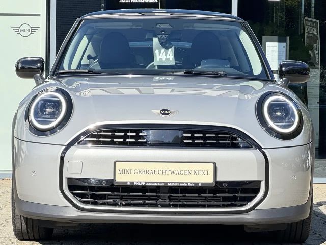 MINI Cooper Classic Trim LED HuD LenkradHzg RFK DA