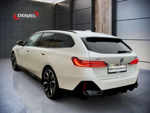 BMW i5 xDrive40 Touring