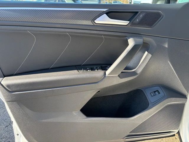 Volkswagen Tiguan 4Motion DSG R-Line