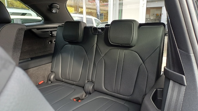 Skoda Kodiaq 7-SITZE,AHK, KAMERA, PANORAMA, ANSCHLUSSGARANTIE