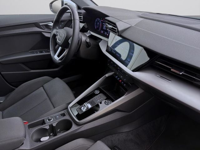 Audi A3 30 TDI S-Tronic Sedan