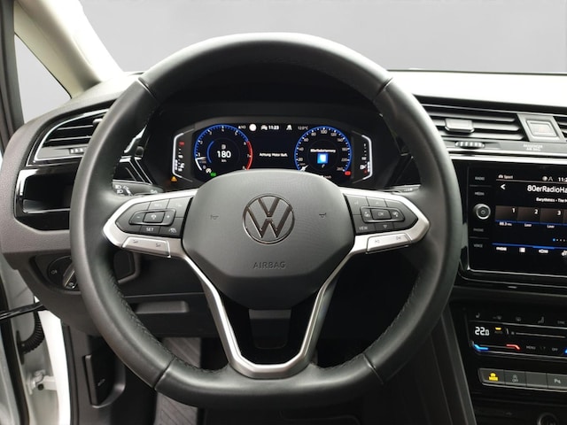 Volkswagen Touran 1.5 TSI DSG R-Line