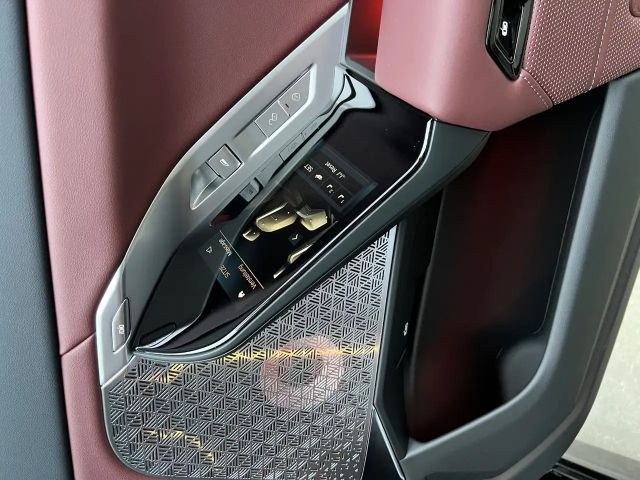 BMW 740 740d M-Sport Sedan xDrive