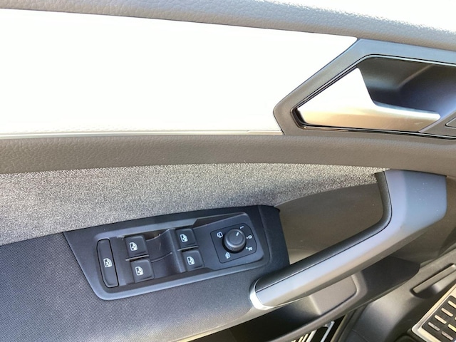 Volkswagen Touran 1.5 TSI DSG Move