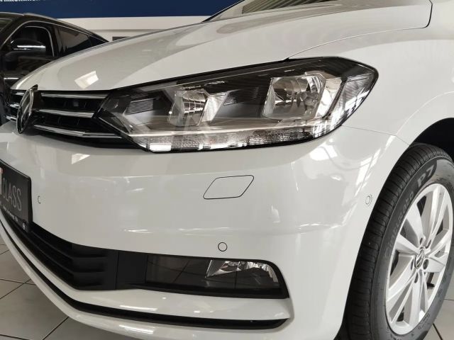 Volkswagen Touran Life