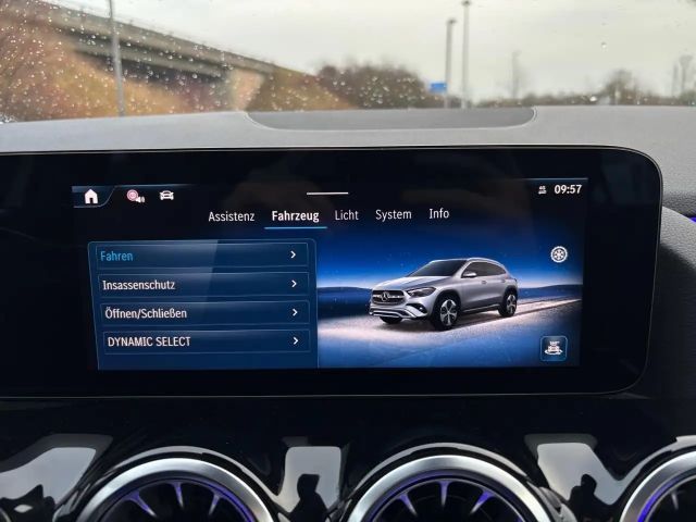 Mercedes-Benz GLA 200 Progressive