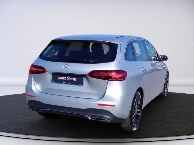 Mercedes-Benz B 180 Progressive