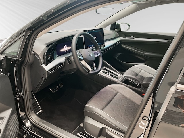 Volkswagen Golf 1.5 eTSI Life Variant