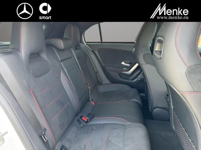 Mercedes-Benz A 200 AMG Line